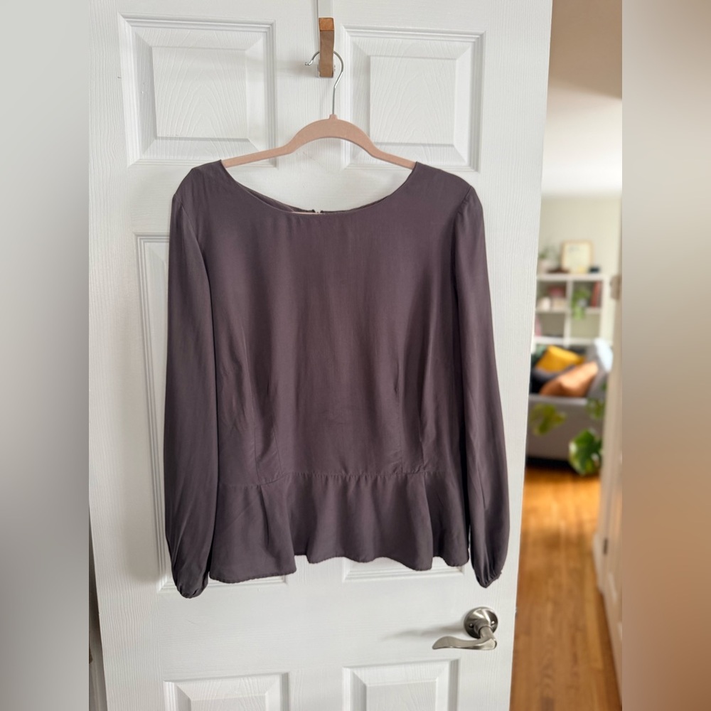 Boden Silk Blend Dressy Long-Sleeve Blouse Peplum Back Zipper - Grey